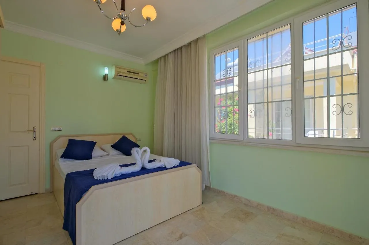 Yas Calis Beach Villa Fethiye 0*,
